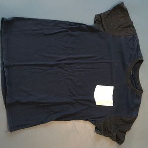 Men’s black and gray Pocket Tee Size Medium